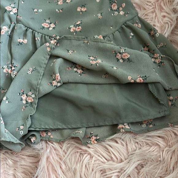 olive green and pink floral romper with ruffle hem - Picture 10 of 11